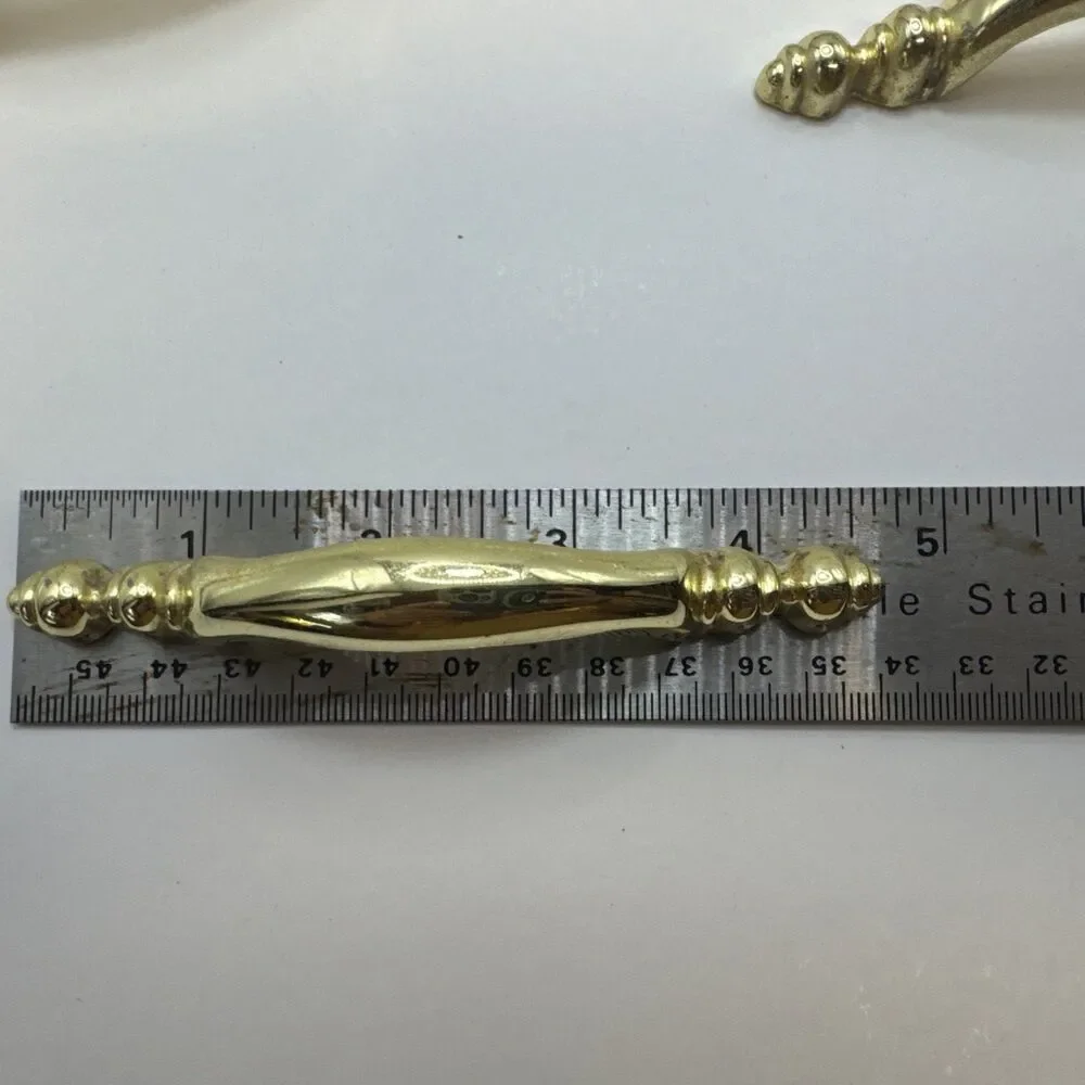 Vtg. KBC1 Lot Of 10 Brass Spoon Foot Cabinet Drawer Pulls Handles 43863